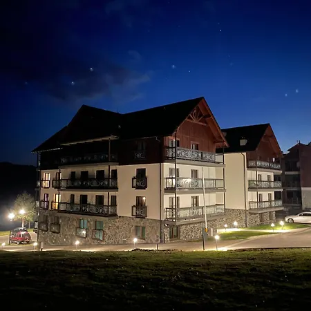 Goralskie Apartamenty Trimont Czorsztyn Exterior photo